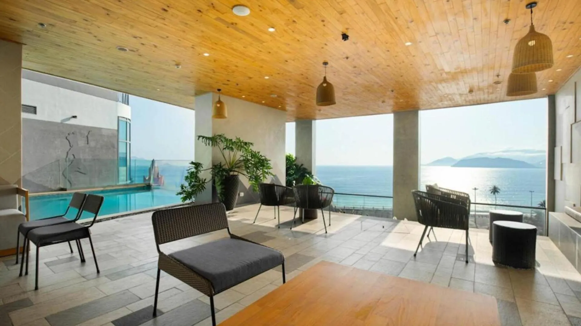 Lyn Panorama Nha Trang Condotel 0*,  Wietnam