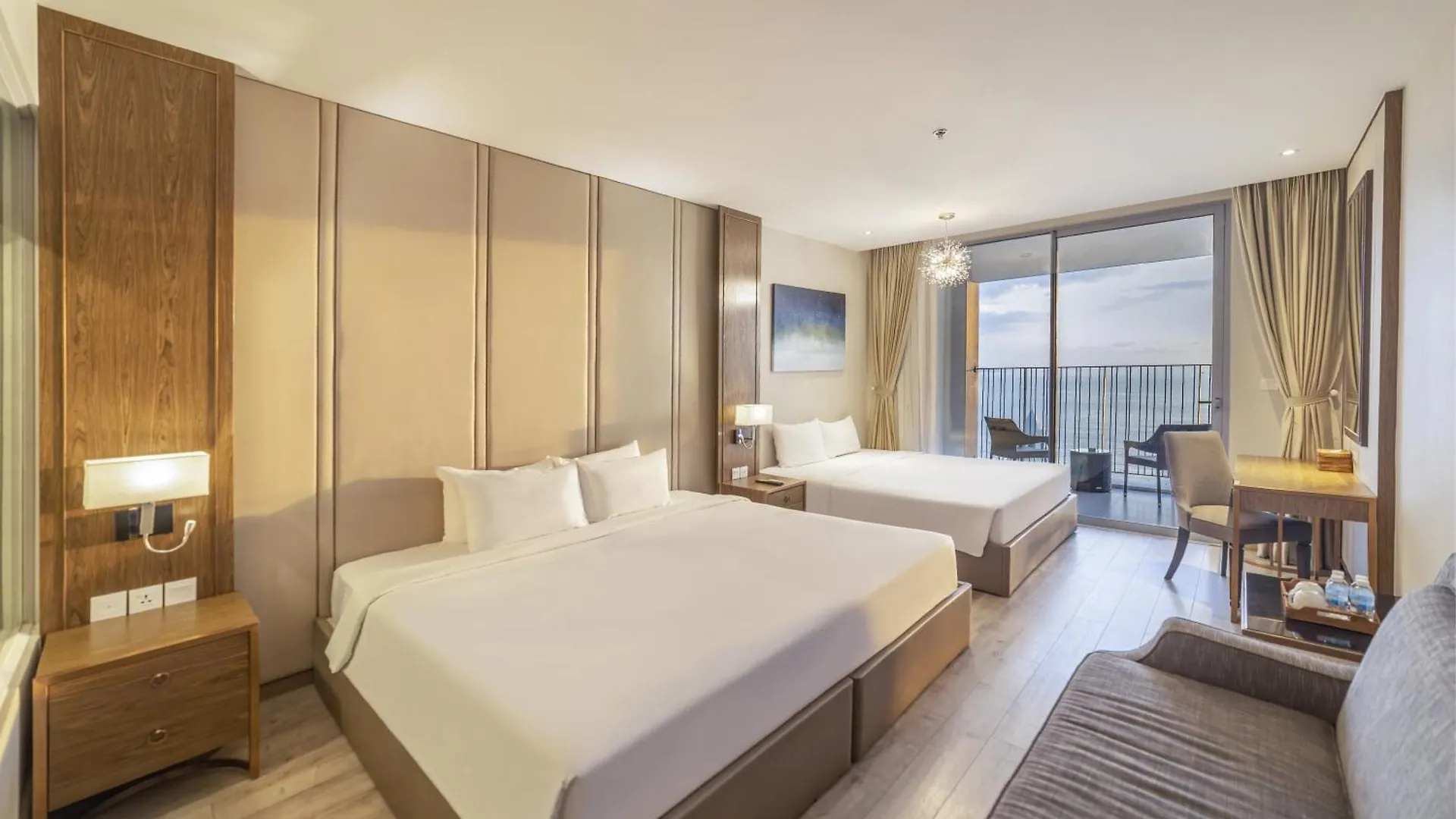 Lyn Panorama Nha Trang Condotel Apartament