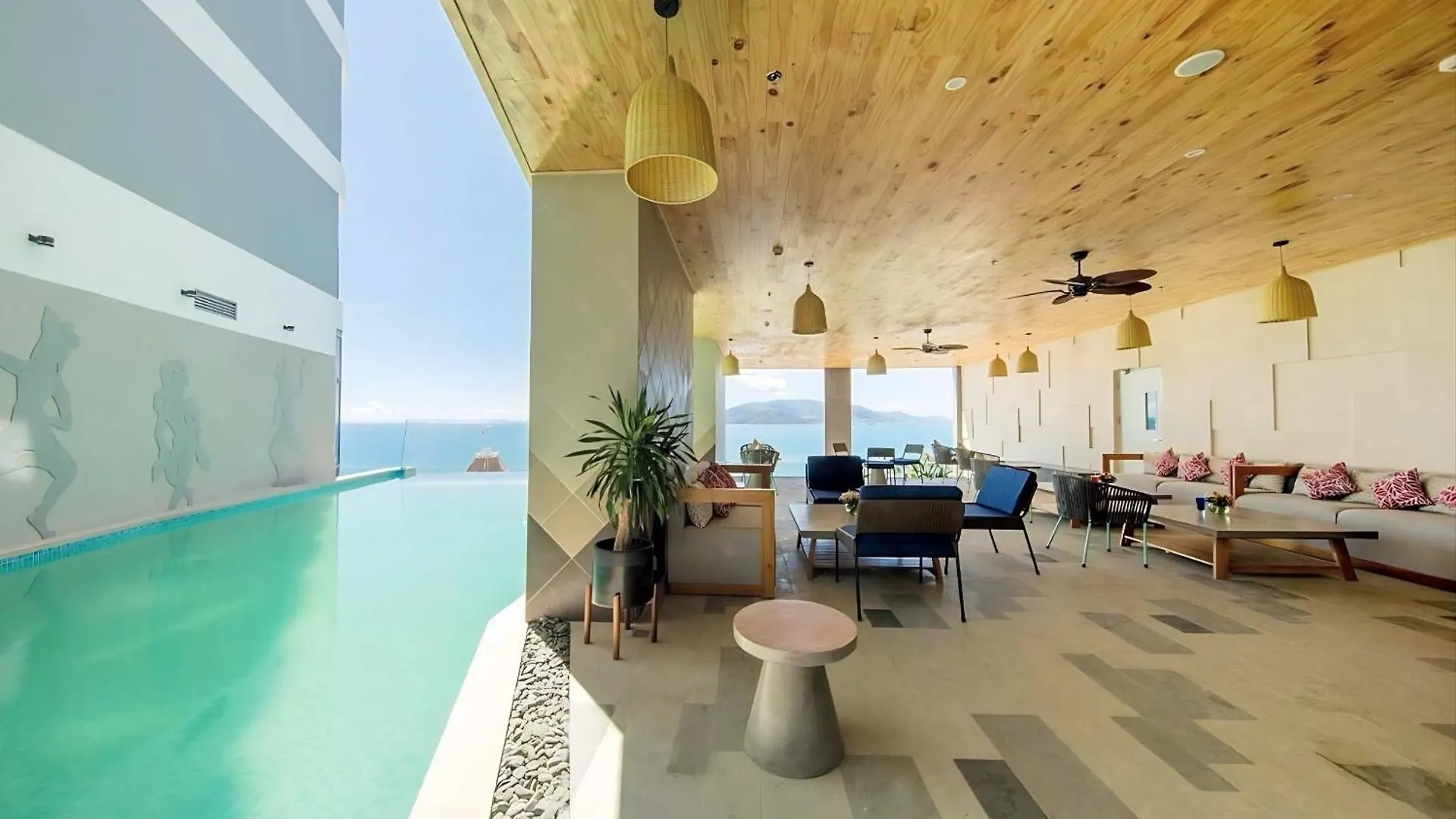 Lyn Panorama Nha Trang Condotel